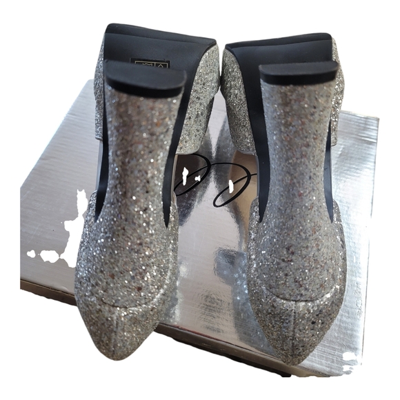 Ellie Heels Women's Size 11 Silver Open Toe With Buckle Ankle Straps 5.5" Shoe - Picture 6 of 13